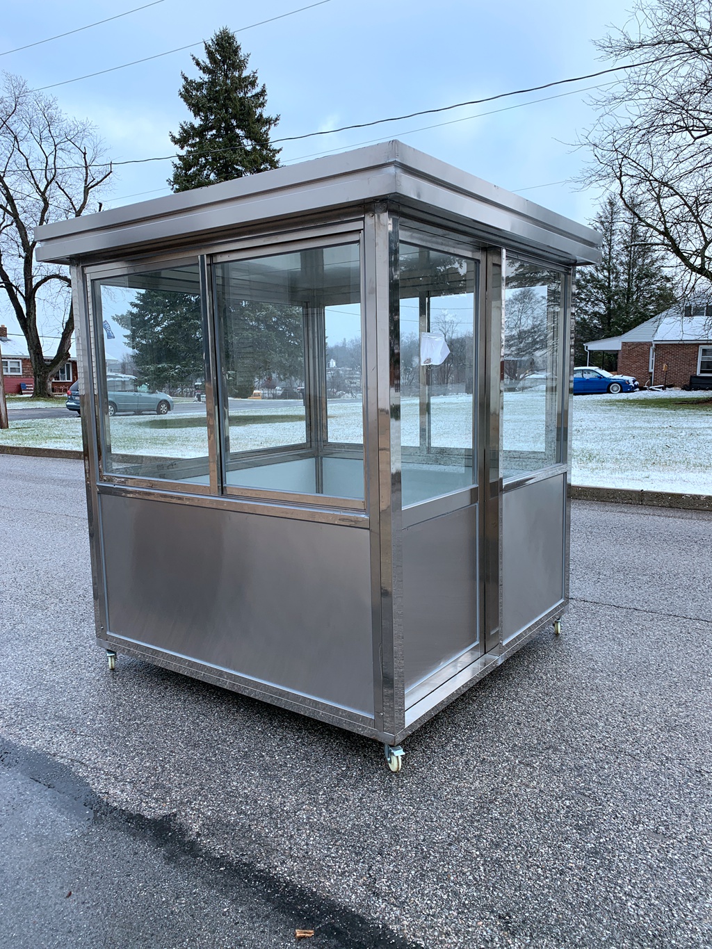 6.5 x 6.5 Stainless Steel Guard Shack, Sliding Door, Plain Jane - Image 11