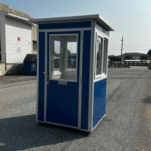 4'x4' Economy Blue Guard Shack, Pallet Base Model