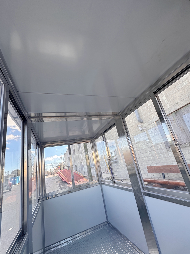 5 x 10' Stainless Steel Guard Shack - Image 3