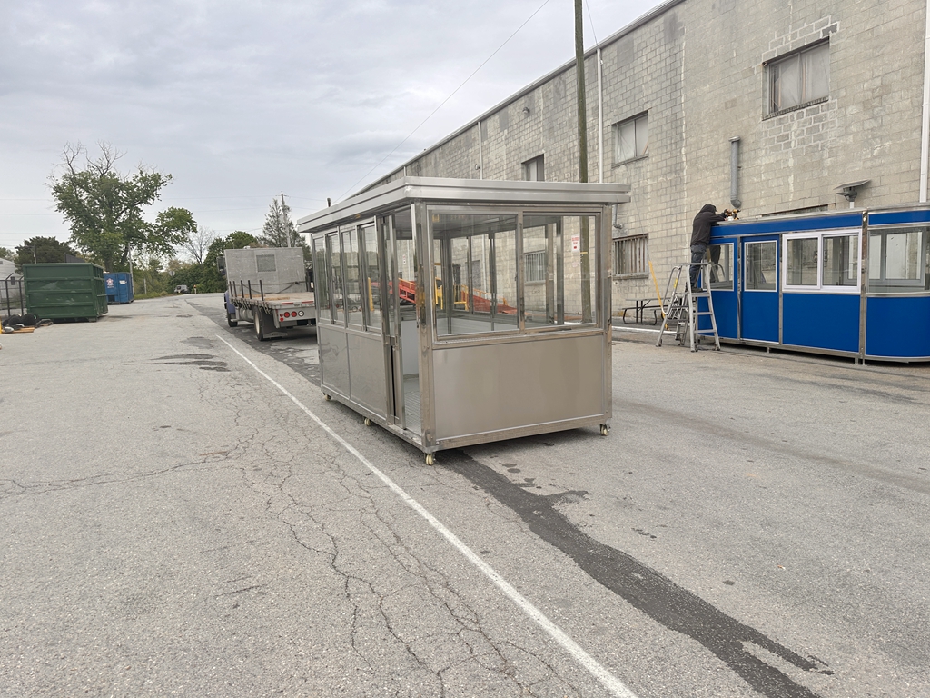 6.5 x 12 Stainless Steel Guard Shack, Double Sliding Door on 12ft side,Parallel , Plain Jane with wheels - Image 5