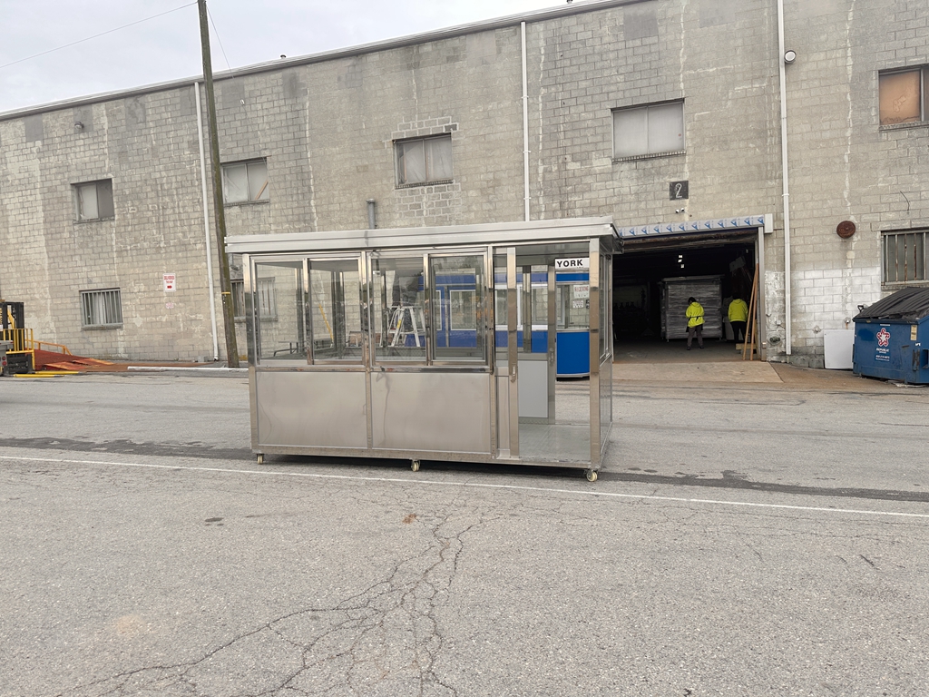 6.5 x 12 Stainless Steel Guard Shack, Double Sliding Door on 12ft side,Parallel , Plain Jane with wheels - Image 4